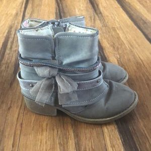 Girls ankle boots